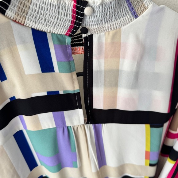 New York & Company 7th Avenue Geometric Plaid Smocked Mock Neck Blouse XL - Picture 4 of 4